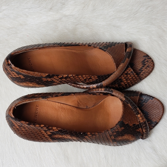 Givenchy Snakeskin Open Toe Stilettos Major Sexy! - Picture 4 of 7